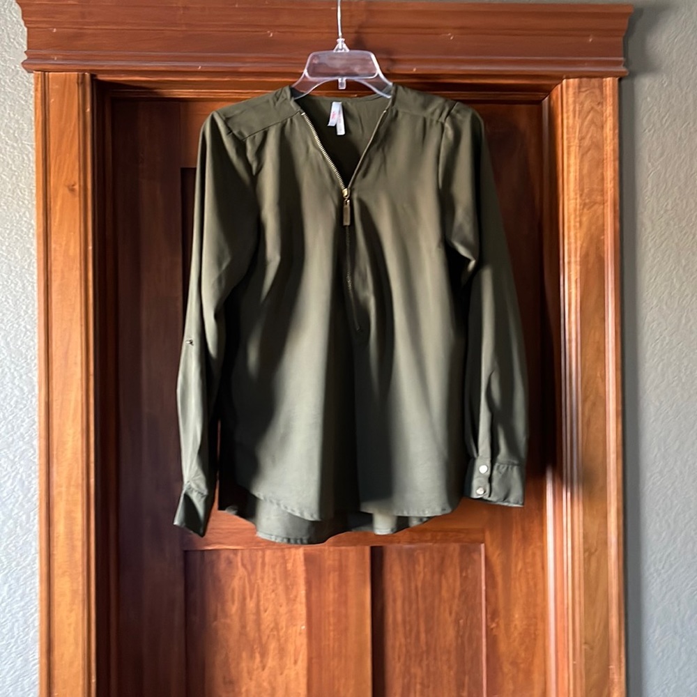 Olive top size large.